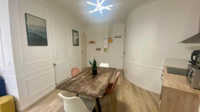 Logement confortable Champs Elysées 4P